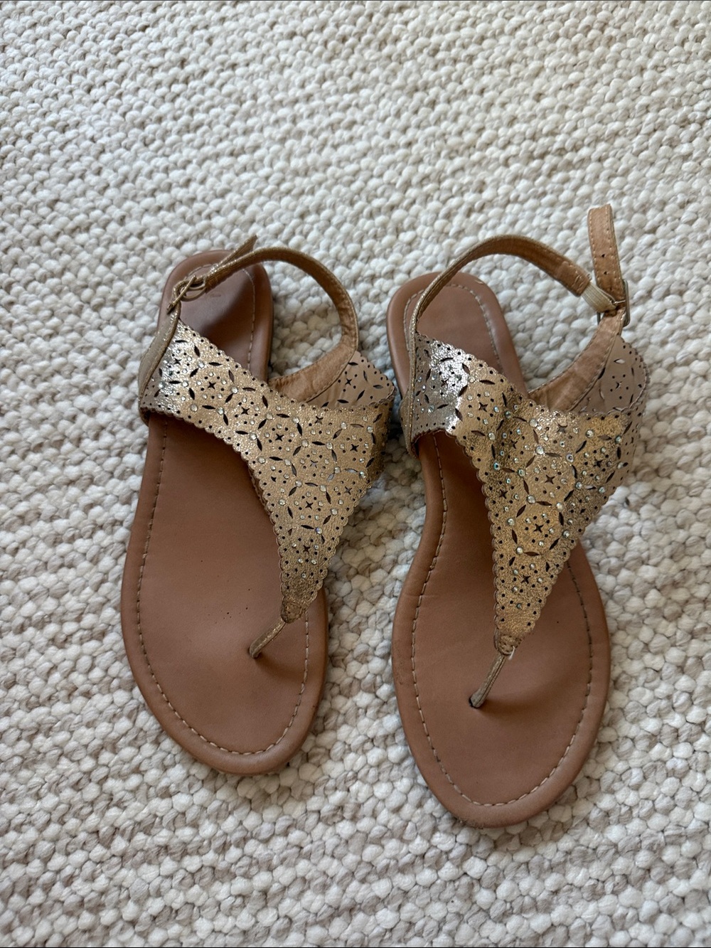 Women's Gold Glitter T-Strap Sandals 8.5